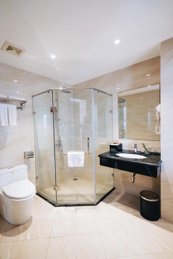 Manh Quan Luxury Hotel Vinh Yen Exteriör bild