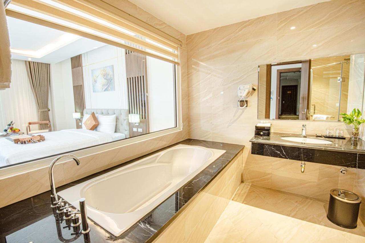 Manh Quan Luxury Hotel Vinh Yen Exteriör bild